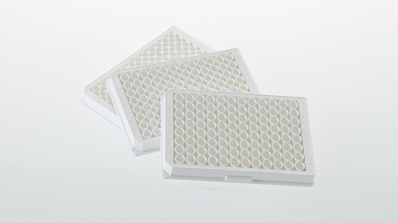 E5650_Luminometer-plates_3